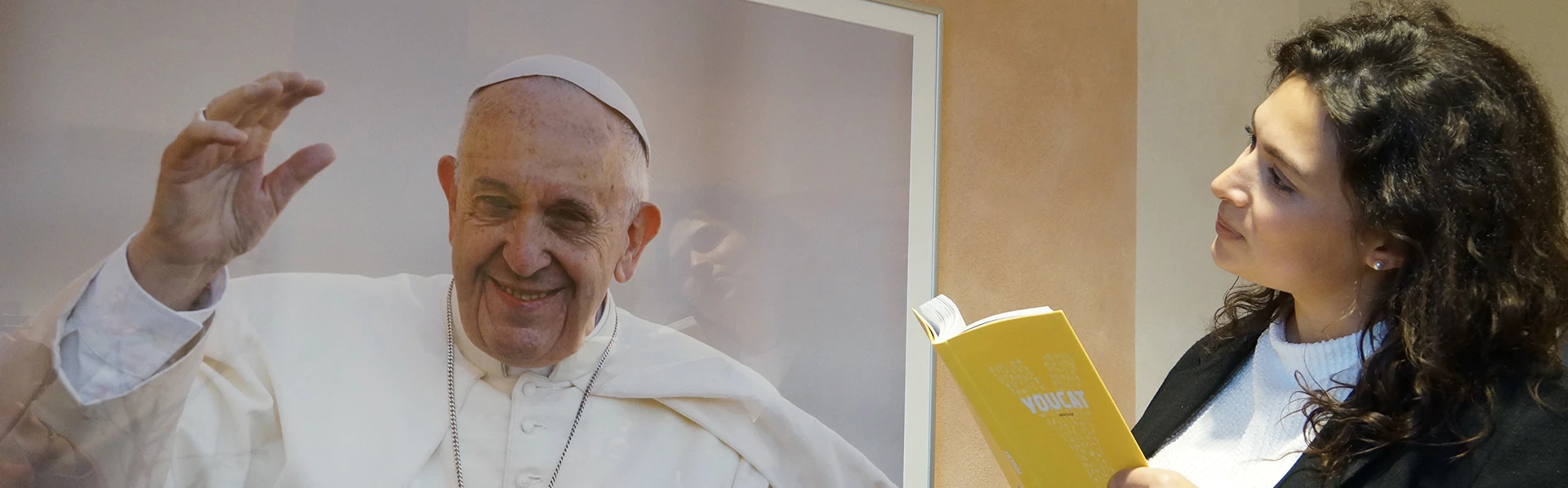 pope_francis_writes_foreword